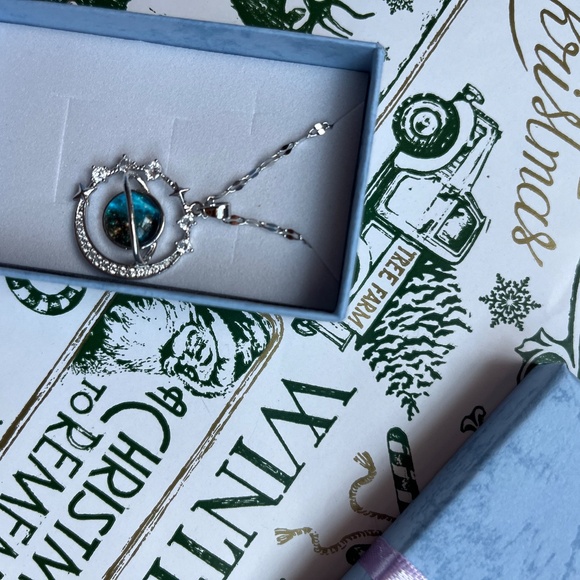 Galaxy necklace - Picture 2 of 2